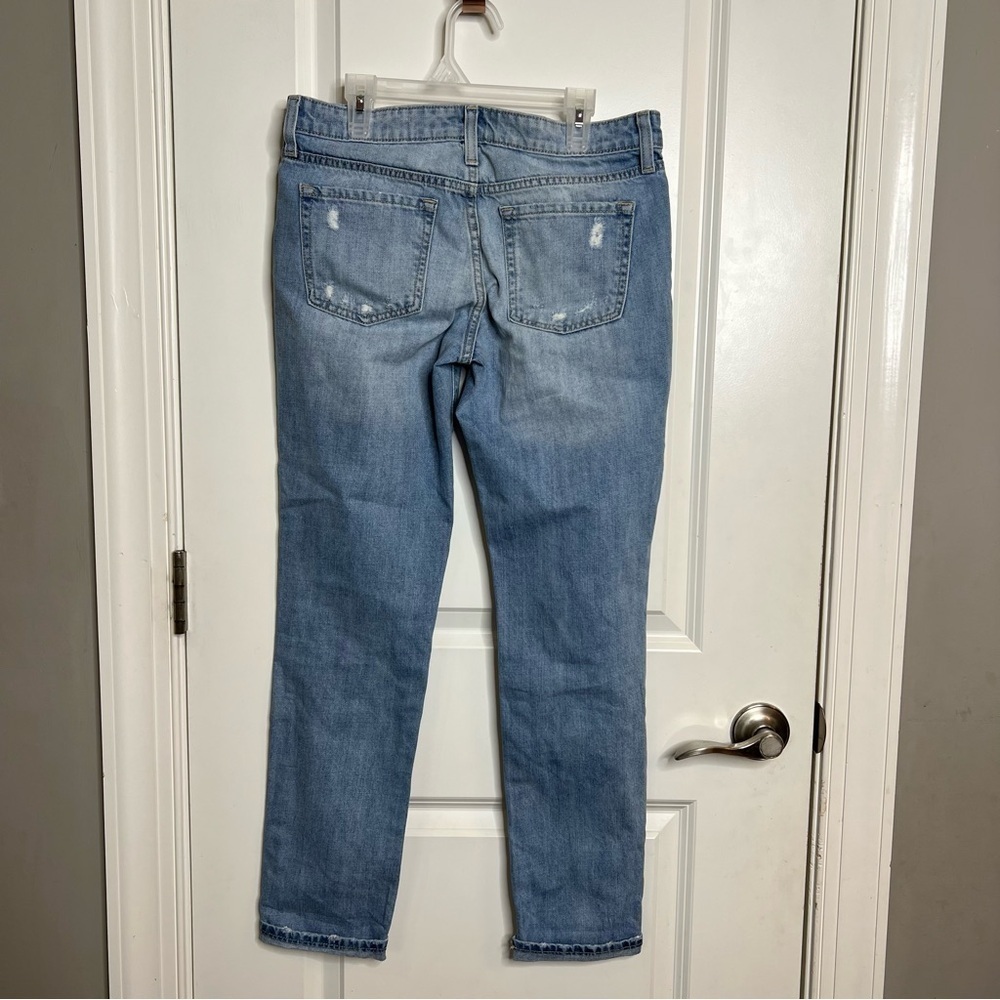 GAP Sexy Boyfriend Fit Distressed Jeans - Picture 2 of 6